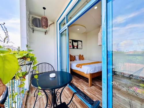 Lazy Bear Hostel By Le Rivage Villa in Cam Thanh