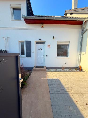 Aurora Premium Home - image 43