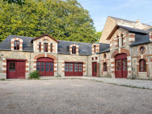 Gîte de l'Orangerie, 15 personnes, 7 ch, 275 m² gîte à louer Saint-Gervais-la-Forêt