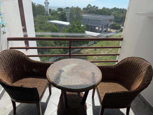 Accommodation near Mae Ramphueng Beach Sea San Sun Condominium