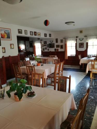 Näkymä ulkoa, Forras Fogado in Bükkszék 