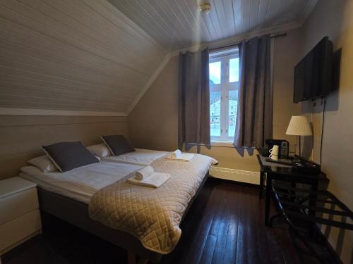 Stryn Kaffebar & Vertshus Room Type - Double Room with Private Bathroom