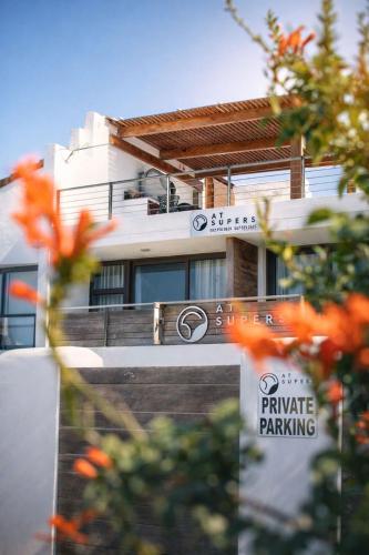 Hotelli välisilme, AtSupers Accommodation in Jeffreys Bay