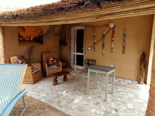 設施, Chambre d'hôte Maryvonne & Mamadou (Chambre d'hote Maryvonne & Mamadou) in 尼亞寧