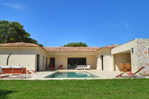 Villa piscine, 10' de la plage, Canetto, Bonifacio gîte à louer Marcellara