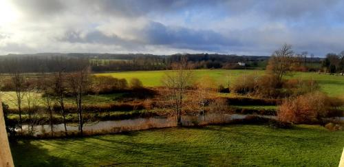 Dārzs, Lumineux Manoir en Charente-Limousine in Massignac