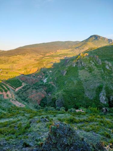 Skats, Casa La Sendera Alojamiento Rural en La Rioja in Las Ruedas De Ocon