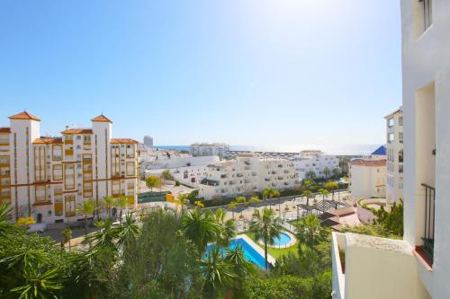Estepona Family Apartment AVENCIA