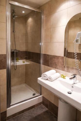 Economic Double Room - street side