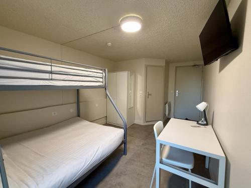 Mot Hotel in Клей-Суалі