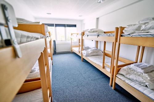 1 bunk bed