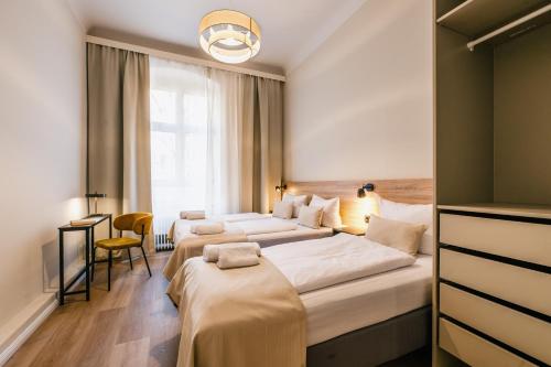 120qm MyGold Apartment 2 Bathrooms Balcony Up to 9 Guests, Renovated, Berlín (fotografie 2)