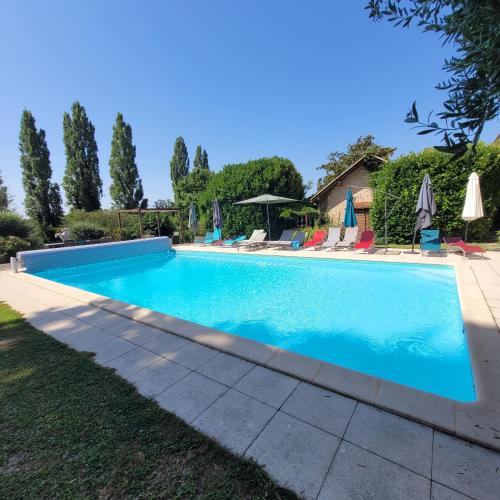 Dārzs, Petite Maison avec vue magnifique in Brossac