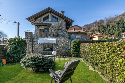 Viesnīcas āriene, Il Borgo del Vergante in Nebbiuno