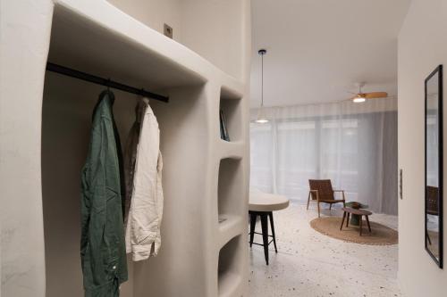 Eridanus Ceramis Suites - image 4