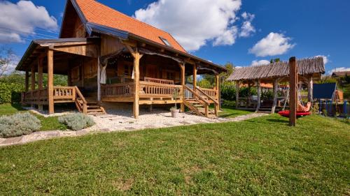 Holiday Home Gaborcina by Villas Guide in Popovaca