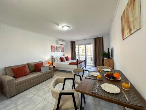 Apartamentos Jardins da Rocha in Portimao