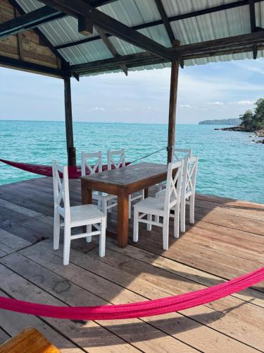 Sea PoeTree in Koh Rong Sanloem