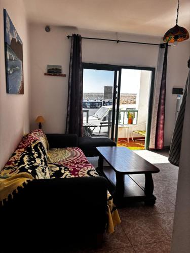 Lanzarote Surf House Famara 6 Guests – khách sạn tại Caleta de Famara