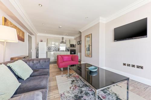 Exterior view of Harrogate Lifestyle Apartments Ltd