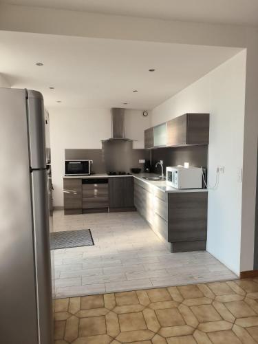 Létesítmények, La Villa Nova in Jonquery