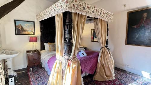 Bickleigh Castle - A Majestic Devon Estate for Exclusive Gatherings in Tiverton