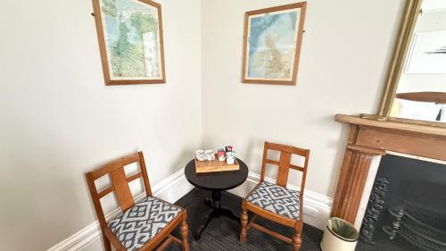Brighton House - image 6