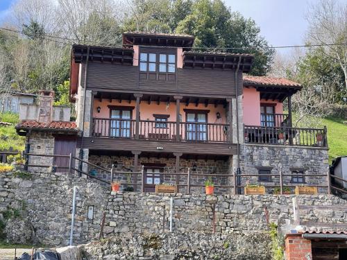 Exterior view, Casa Rural La Xana in Pilona