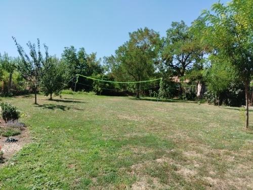 Skats, Fótos Vendégház (Fotos Vendeghaz) in Tizaderza