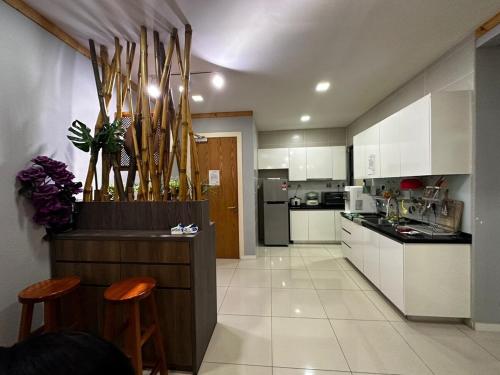 Lido 4season Precious Homestay in Lintas Jaya