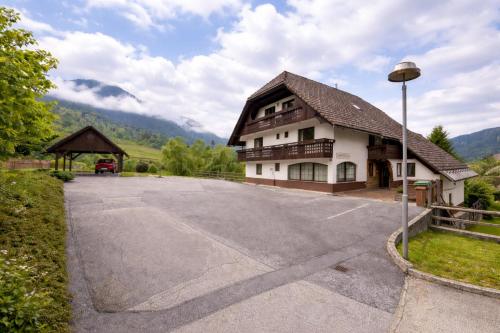 Apartments Bor, Bohinj
