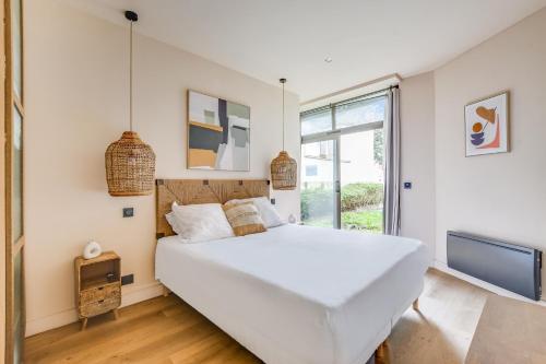 Spacious Apartment - 2BR/10P - Place D'Italia - image 2