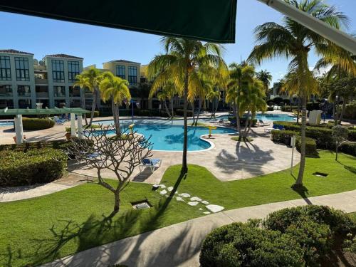 Aquatika 7702, 3 bed, 2 bath, 2 park and 5 pools in 洛伊薩