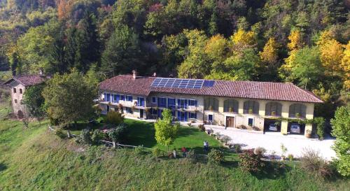  B&B Il Sole Delle Rive, Pension in Sinio