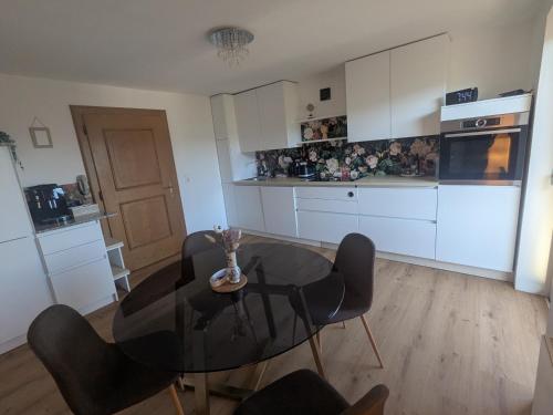 kuhinja, Apartment L i e b l i n g s o r t in Lacher