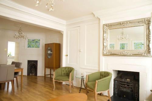 BnBNova - 3BR 2BA - Soho & Fitzrovia - image 6