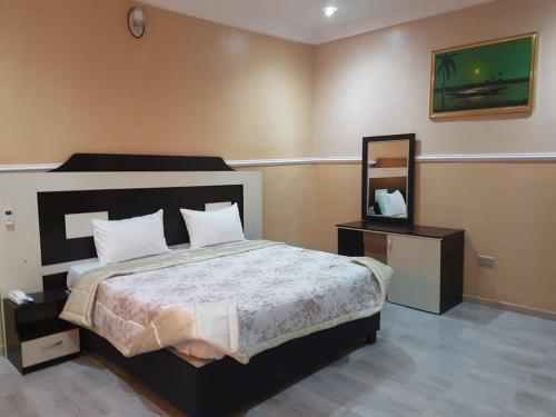 Tito Hotel & Lounge Ijebu Ode in Ijebu Ode
