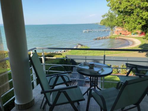 Panorama Villa – khách sạn tại Balatonboglar