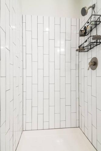 Chic Studio - Boho Style - Shared Pool Gym - image 11