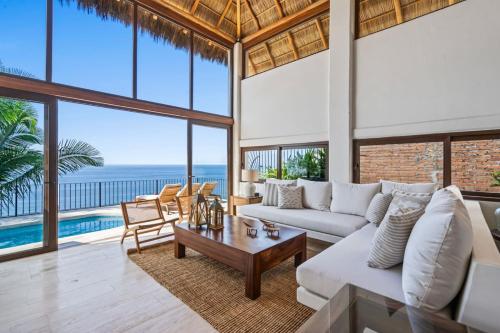 Ocean View Villa Private Pool by Zona Romantica