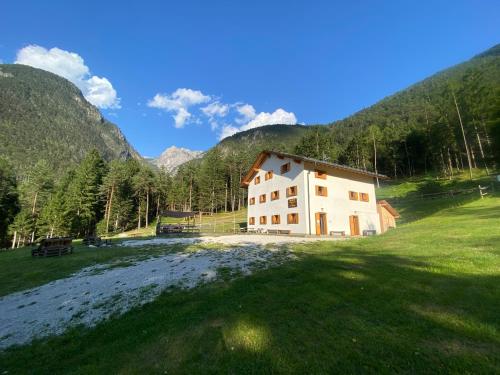 Casera Val Montina - Dolomiti Wild in Perarolo di Cadore