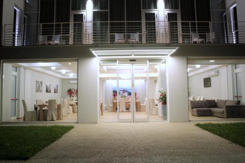 Summa Resort - image 8