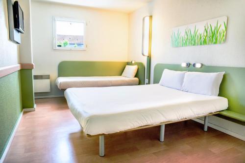 ibis Styles Valenciennes Petite Forêt