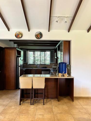 El Manzano Estate Coffee Farm in Los Naranjos