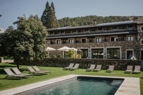 . Hotel Bernat de So