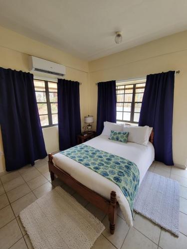 Taylor's Apartments Bequia - One bedroom apartments perfect for singles, couples & small families in Friendship