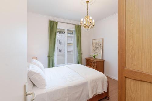 Classic French & Modern Comfort in Cannes