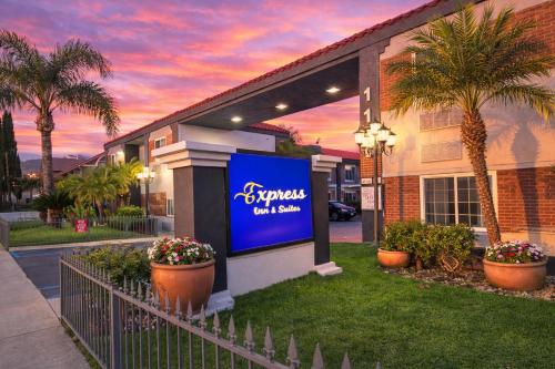 Express Inn & Suites Ontario Airport