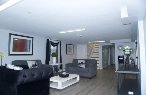 Basemant private room 21 in Guttenberg (NJ)