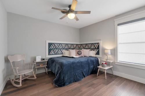 Gorgeous Home with Grill 5Min from MainSt! in Fredericksburg, USA